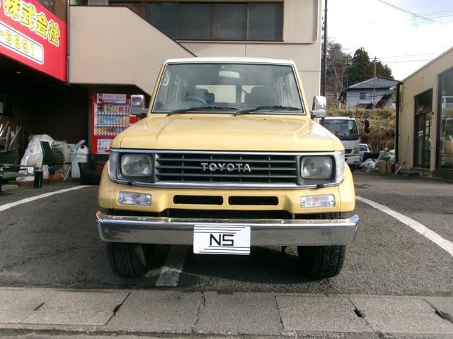 0902281A30251230W00201.jpg