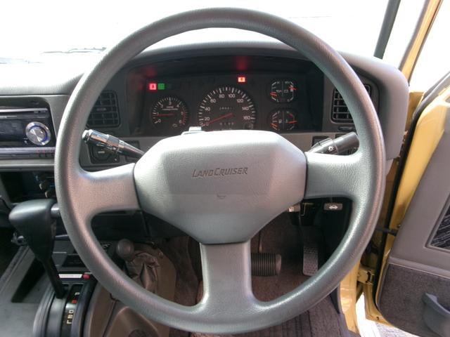 0902281A30251230W00213.jpg