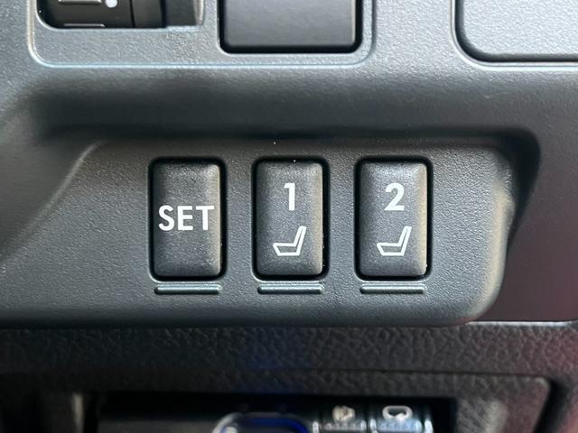 0551463A30251130W00106.jpg