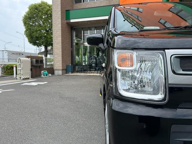 0700361A30250602W00114.jpg