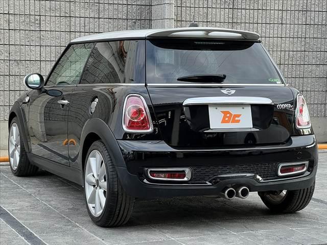 36dd48ce5b2319c9b5dc94baf200d9e2.jpg