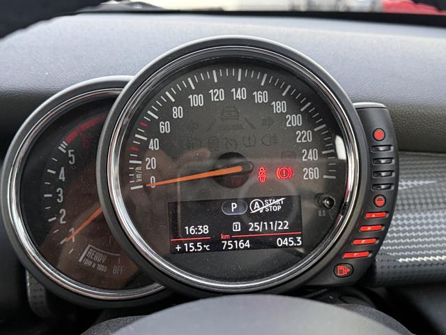 2c3a0cebb08d87655053ac2e334e10b8.jpg