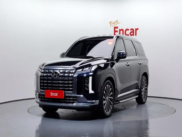 TOYOTA HIGHLANDER 2023 f.jpg