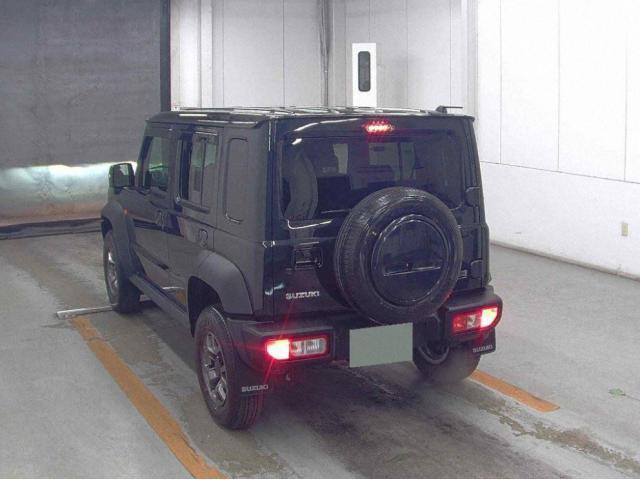 22355337_carP_l_3.jpg