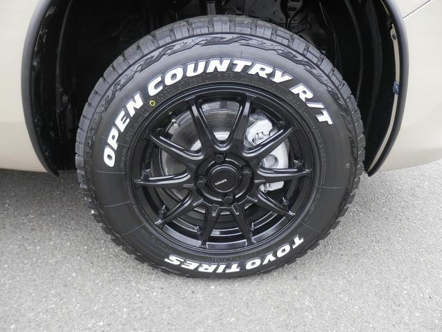 0903638A30260409W00117.jpg