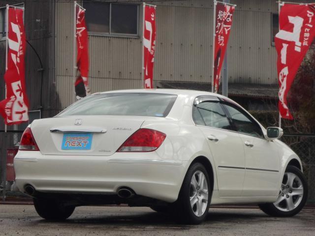 21184573_carP_l_4.jpg