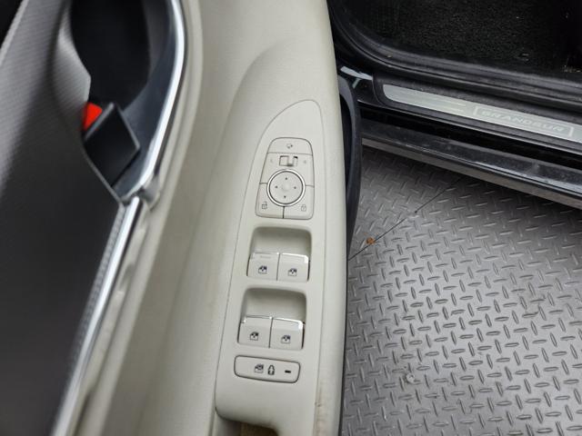 lotterental_145557316_iyy4l_2.jpg