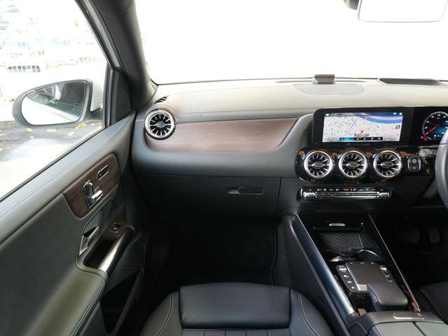 1786258812bac515569e3d4149181084.jpg