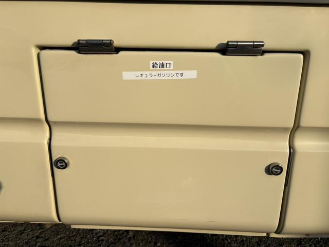 0700165A30260122W00515.jpg