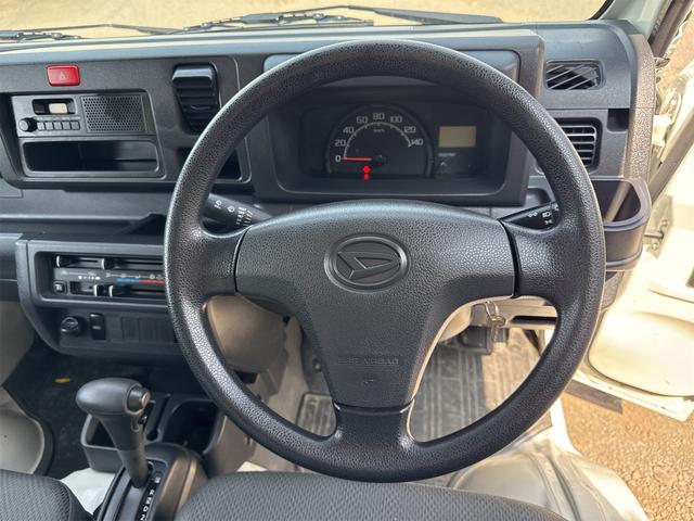 0124925A30250701W00116.jpg