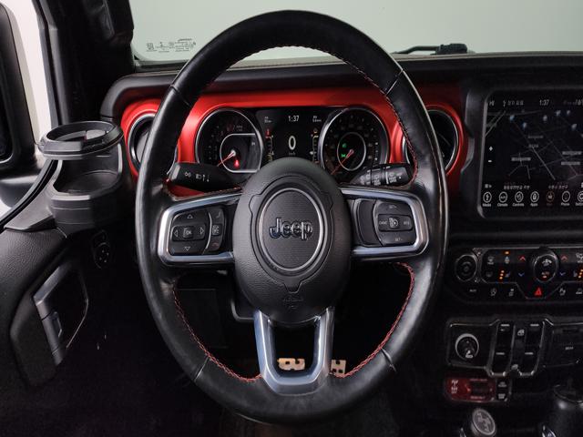 12c0845efbcf1775f82a2198abe90fef.jpeg