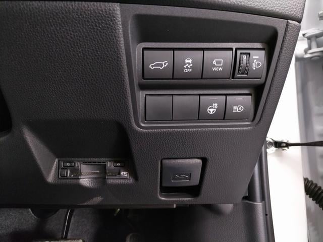 0122762A30250620W00119.jpg