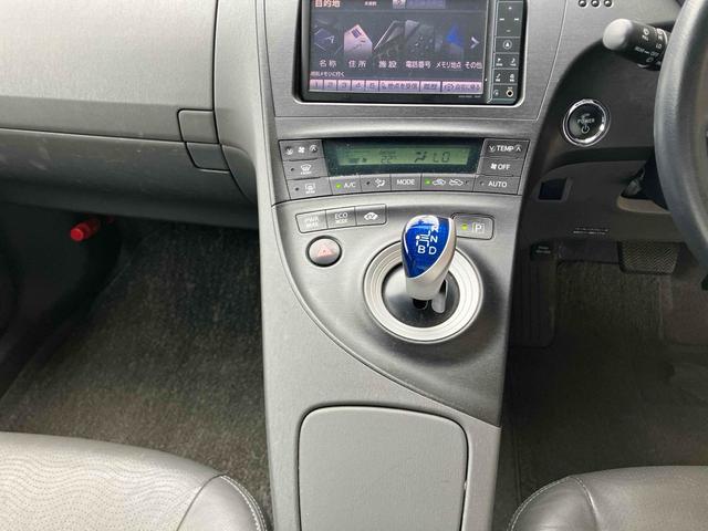 0620041A30251015W00207.jpg