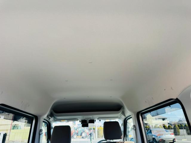 0403557A30260206W00111.jpg