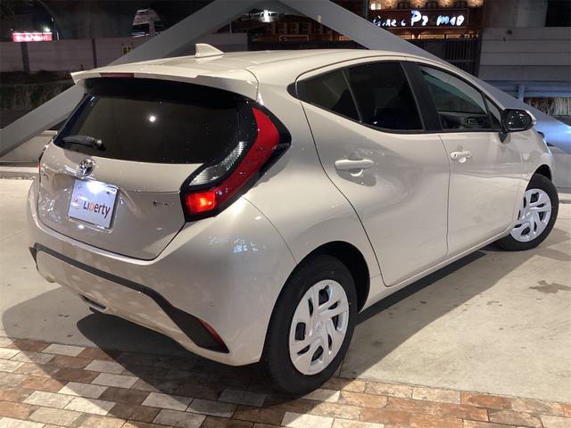 0710232A30260210W00404.jpg
