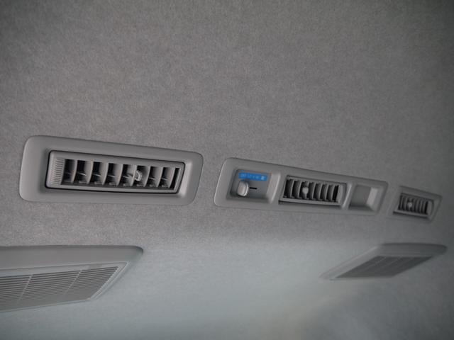 0500283A30250302W00113.jpg