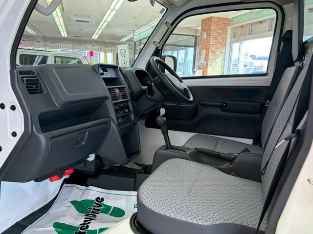 0303540A30260327W00403.jpg