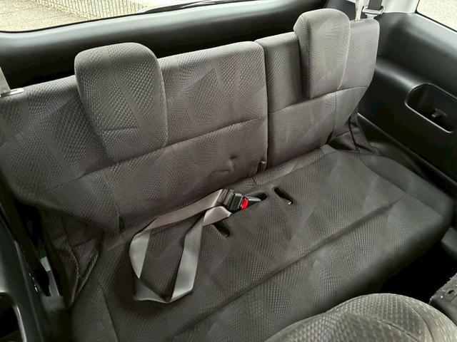 0504129A30260129W00214.jpg