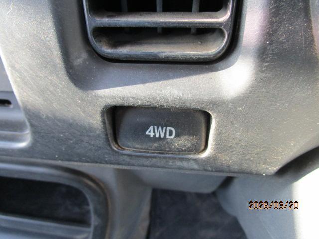 0900963A30260322W00111.jpg