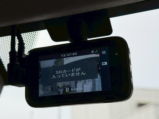 21231101_carP_l_2.jpg