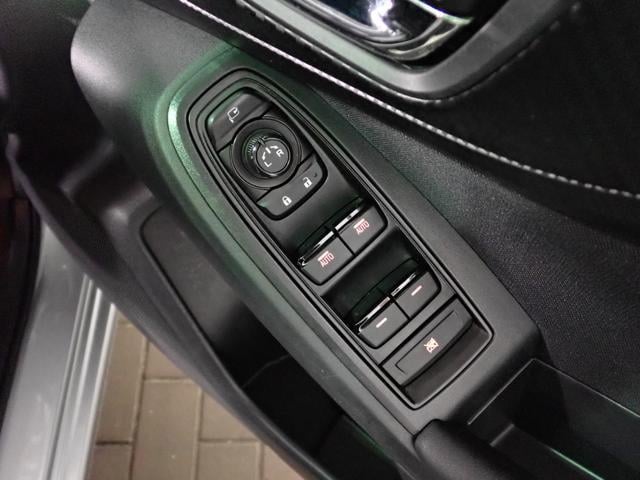 0201999A30250712W00114.jpg