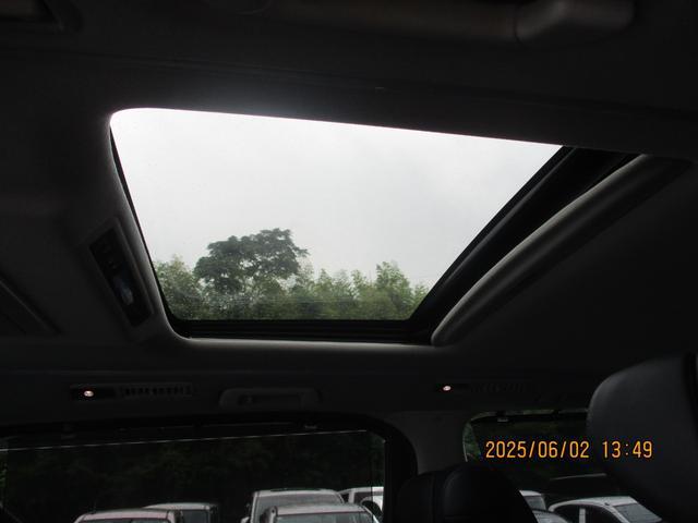 0802982A30250603W00219.jpg