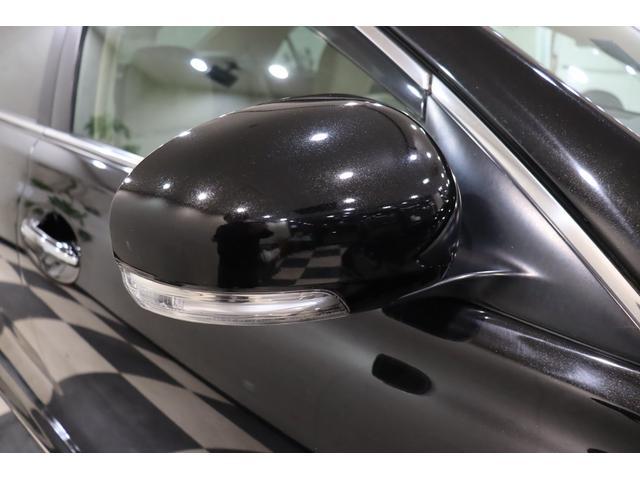 0504953A30251223W00119.jpg