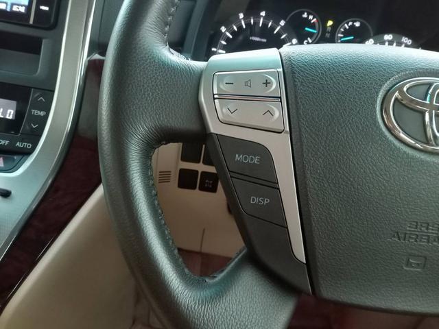 0900445A30250911W00115.jpg