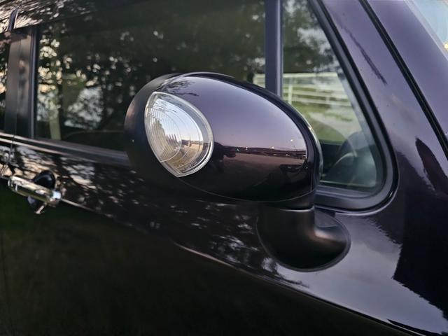1300929A30251121W00114.jpg