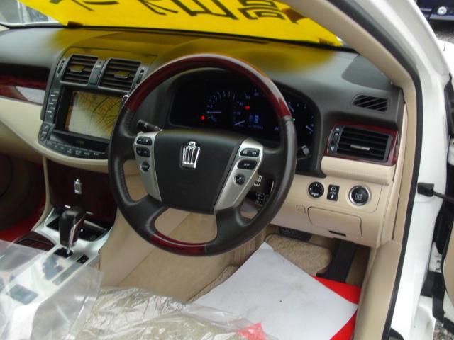 1101270A30251215W00609.jpg
