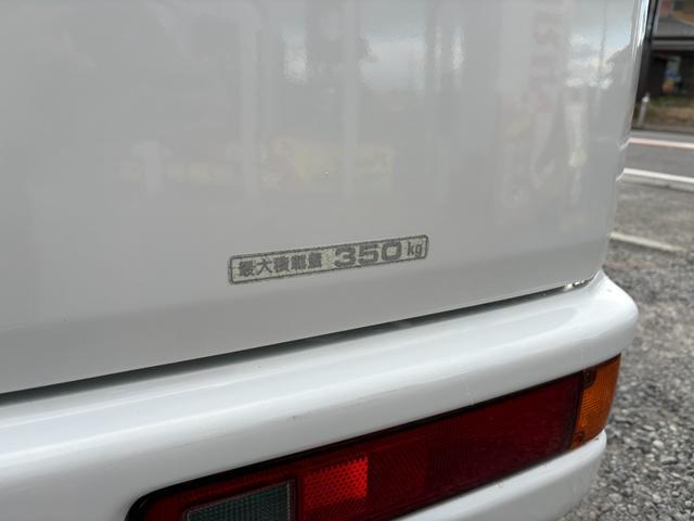 0530160A30251118W00512.jpg