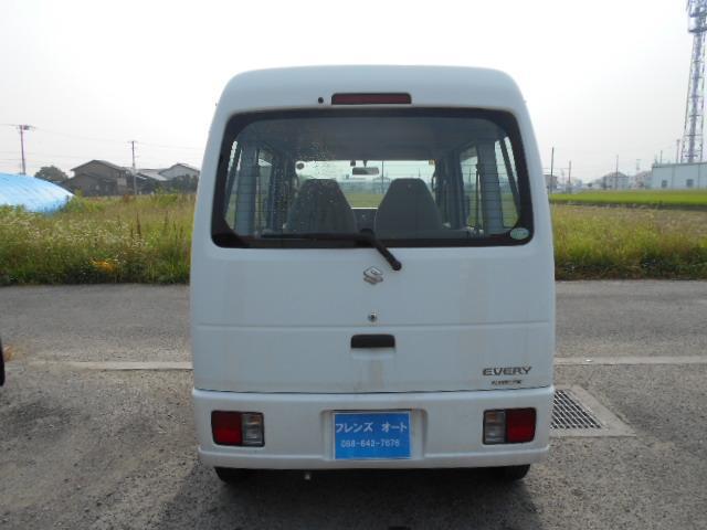 1301024A30250705W00107.jpg