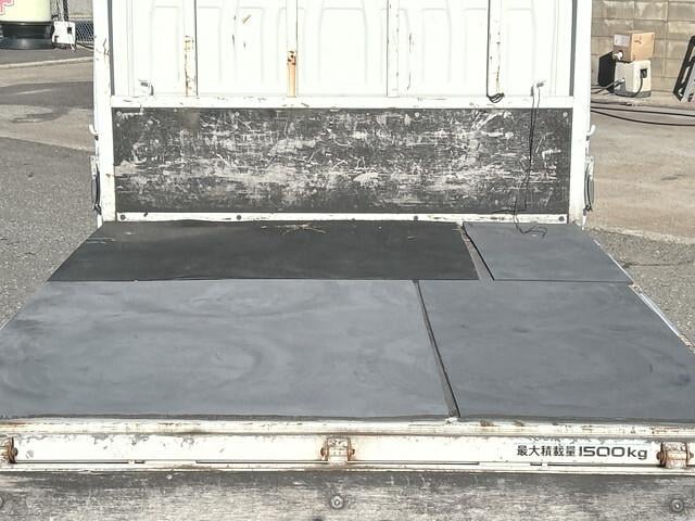 84743_13.jpg