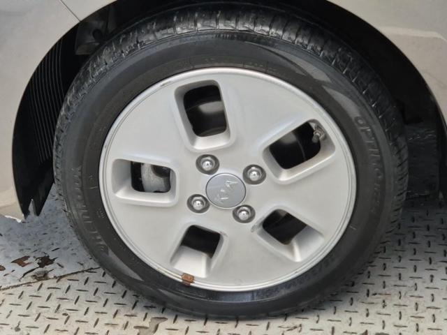 6011500550R17.jpg