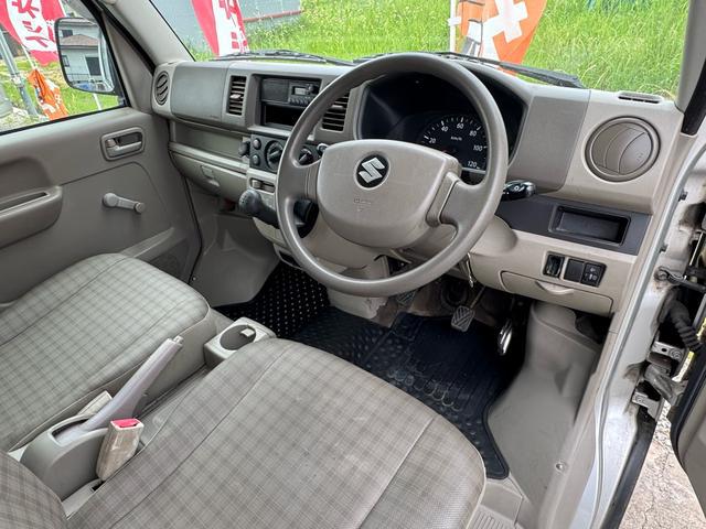 0704367A30250803W00105.jpg