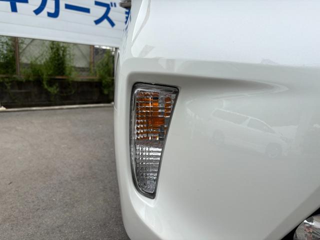 0706954A30260410W00113.jpg