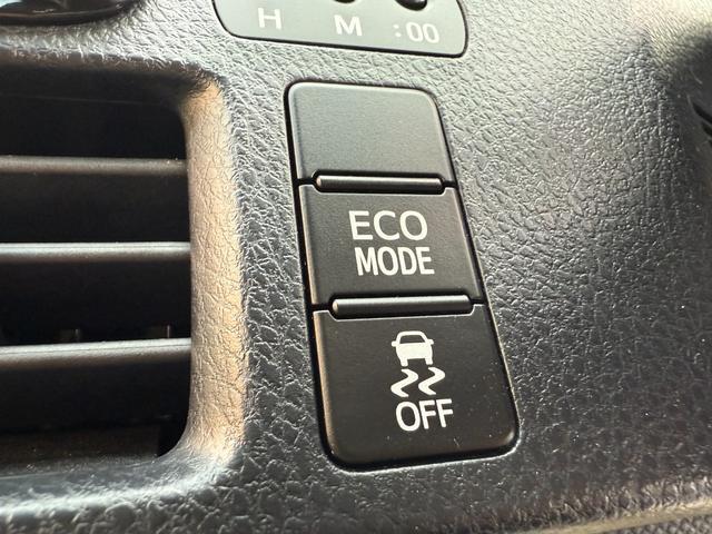 0300152A30260108W00215.jpg