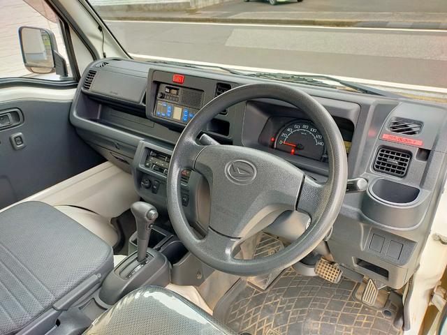 0520262A30251028W00109.jpg