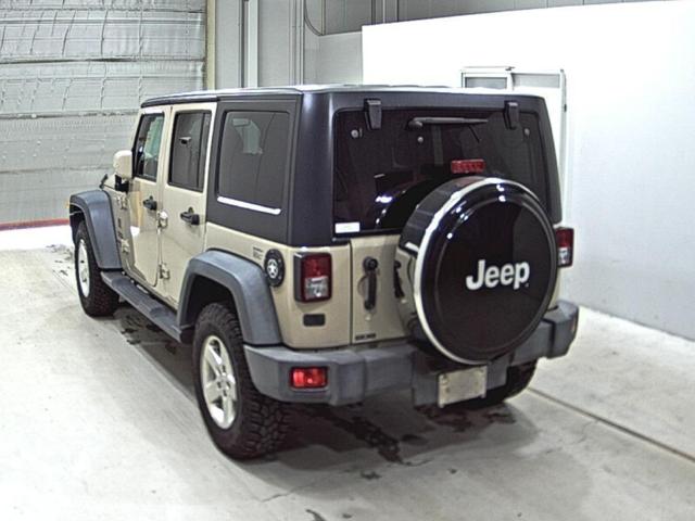 ee341cab296bf94d6541e3fe53bbfa8d.jpg