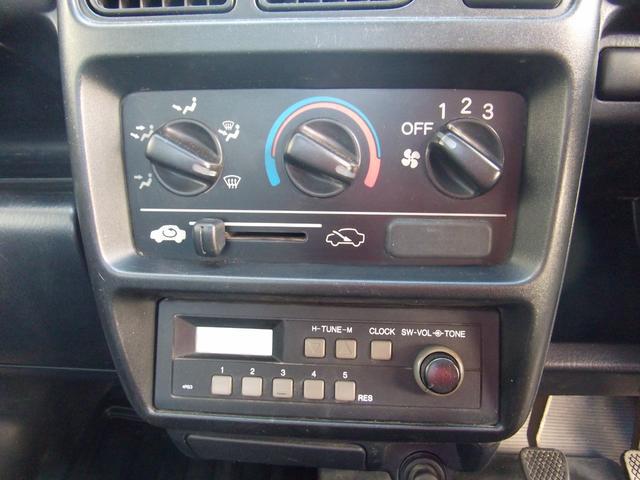 0902773A30260313W00112.jpg