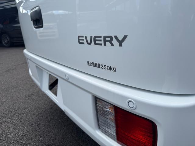 0550665A30260318W00218.jpg