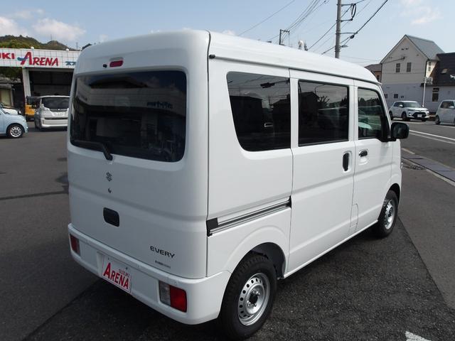 1010088A30260402W00205.jpg