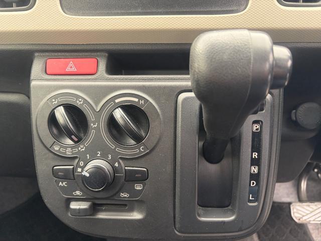 0904234A30260227W00118.jpg