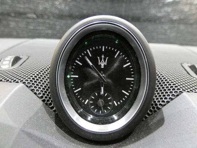 9700259A30260329W00211.jpg