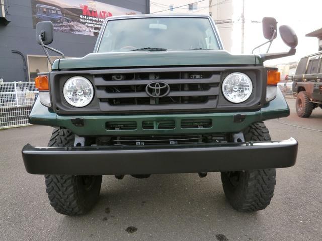 0802566A30260302W00114.jpg