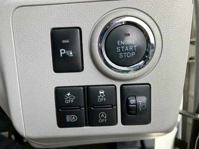 0403511A30251102W00111.jpg