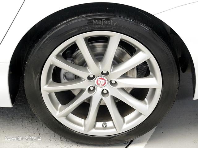 4021502000R16.jpg