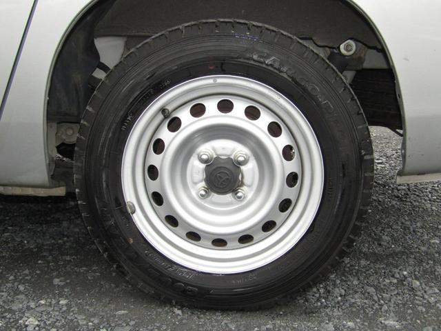 0403269A30251015W00217.jpg