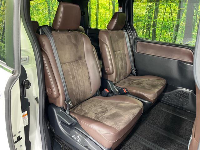22058334_carP_l_17.jpg