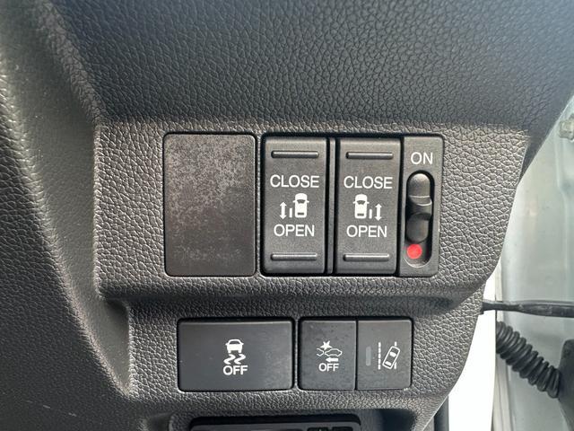0501561A30250602W00112.jpg